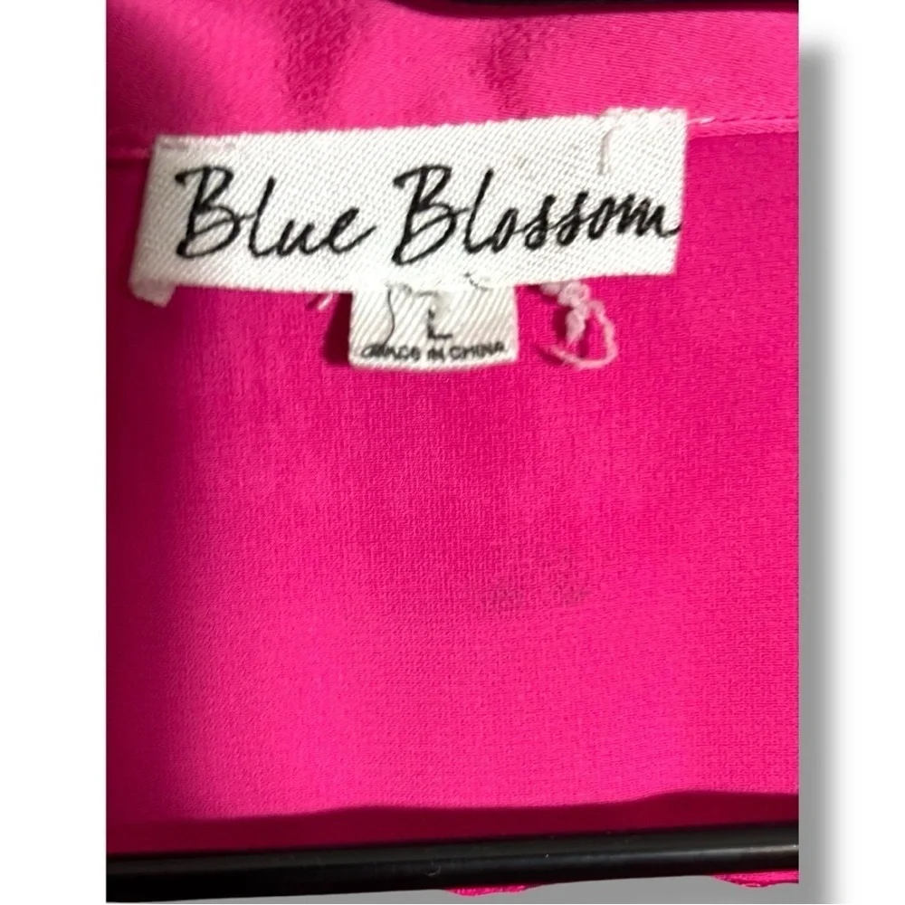 Blue Blossom Bright Pink Relaxed Button Down Shirt Long Cuffed Sleeve and Collar - Picture 8 of 14